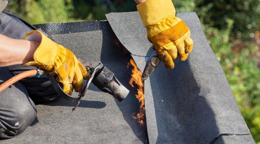 Expert new roof installation services in Carbon Cliff, IL